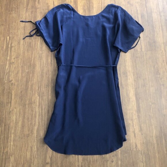 LAmade navy Silk ruched belt Shift Dress Medium NWT - Picture 2 of 16